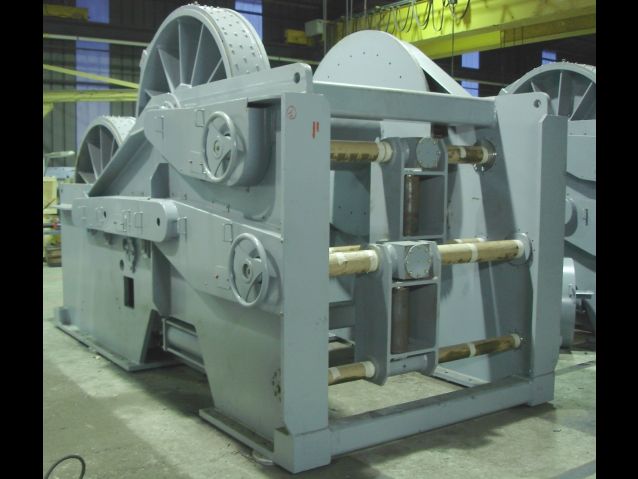 MOORING WINCHES