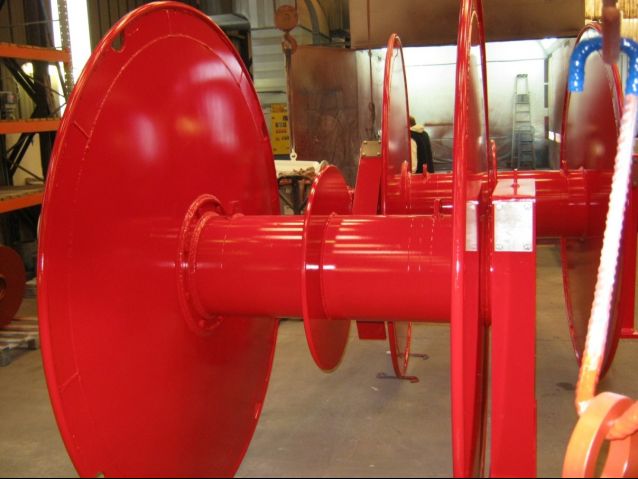 NET DRUM EQUIPPED WITH HYDRAULIC MOTOR INSIDE THE BARREL