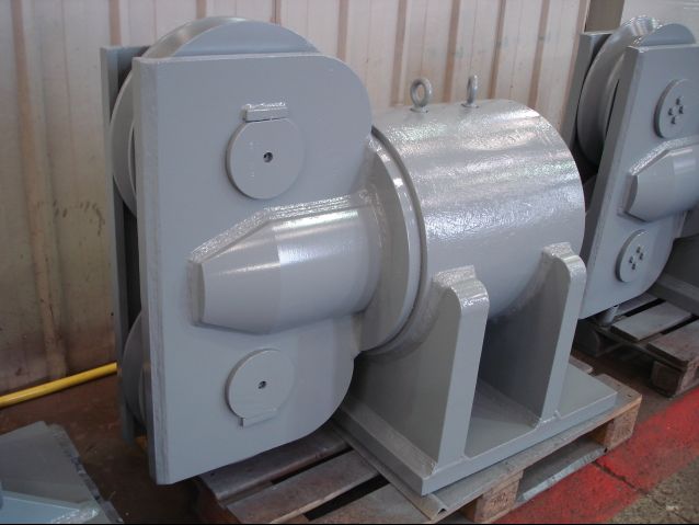 MOORING WINCHES